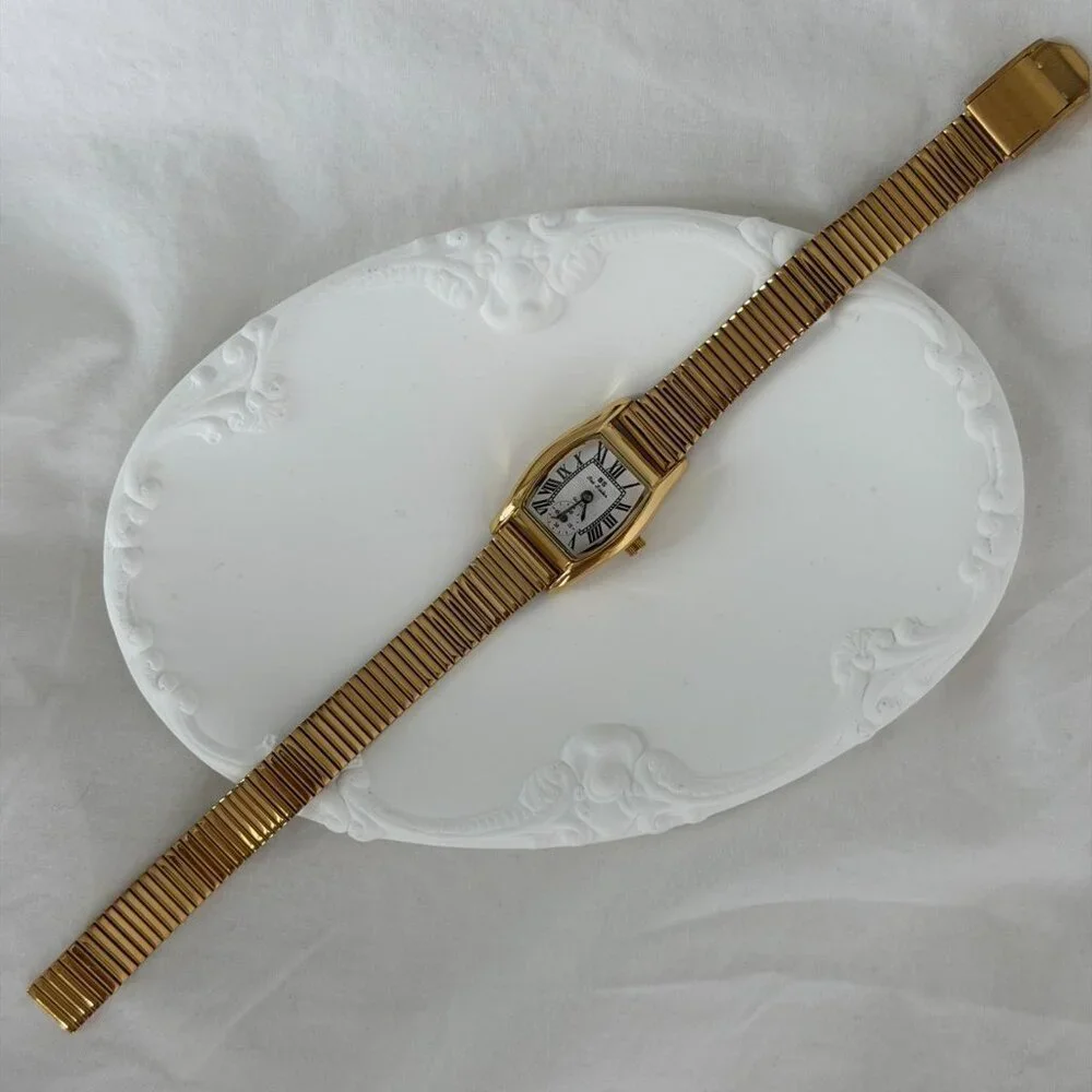 SKU:0482 gold‎ white mini watch vintage vibe+in a gift bag fit any hand size